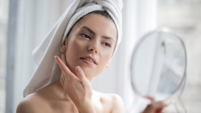 Best Time to Take Collagen: Guide to Optimizing Your Skincare Routine