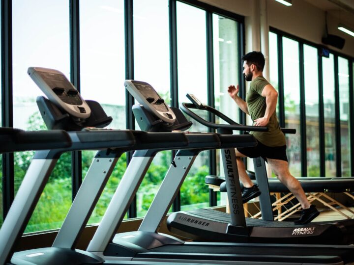 Stay Germ-Free at the Gym: Essential Tips for a Healthy Workout