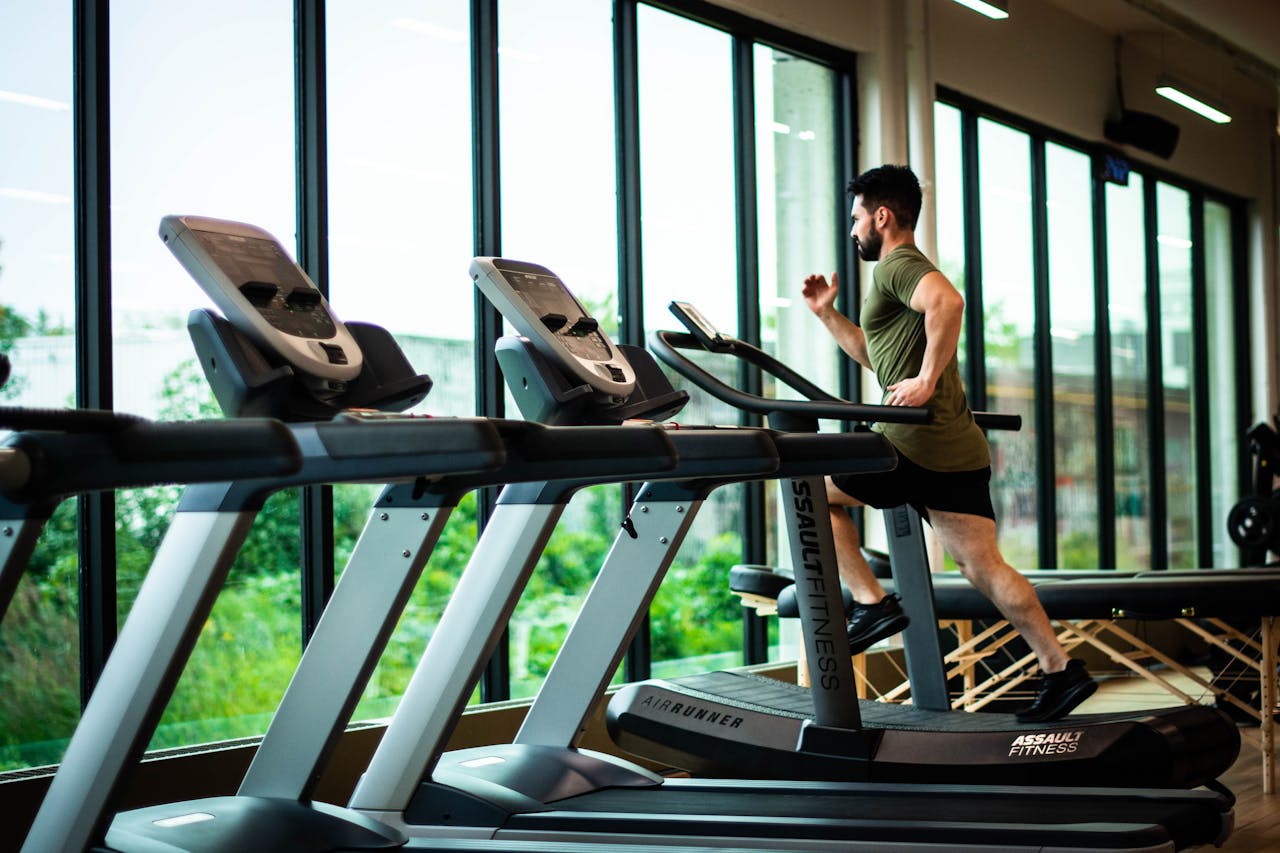 Stay Germ-Free at the Gym: Essential Tips for a Healthy Workout